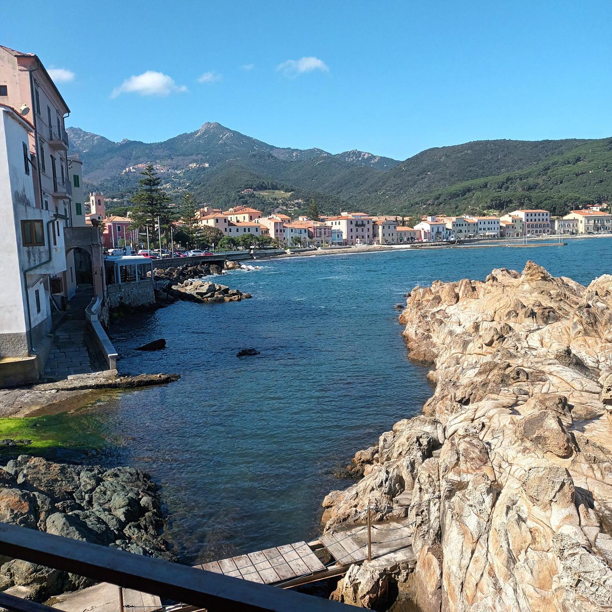 Vila La Casina Rossa Marciana Marina  Exteriér fotografie
